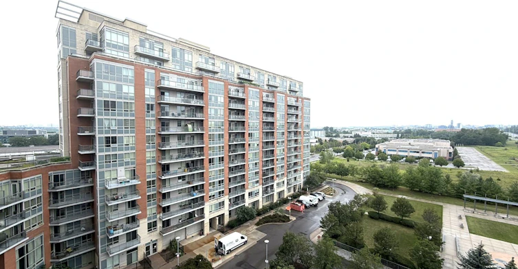1001-60 South Town Centre Boulevard, Markham, ON, L6G 0C5 - 9