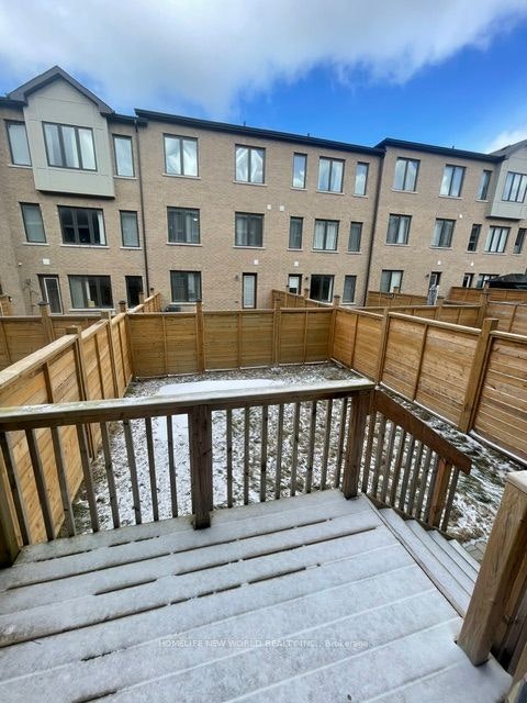 34 Vantage Loop, Newmarket, ON, L3X 0K6 - 13