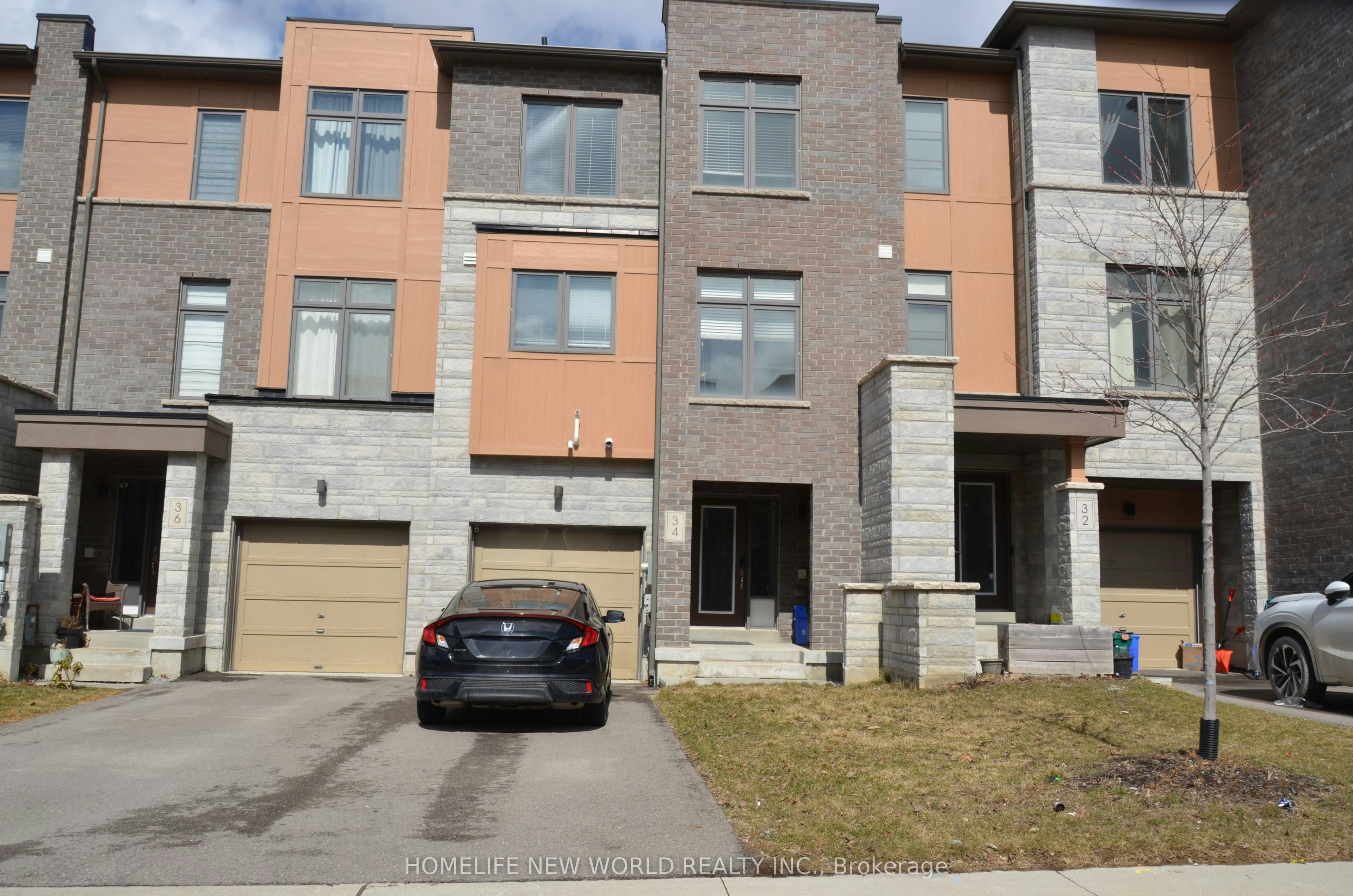 34 Vantage Loop, Newmarket, ON, L3X 0K6