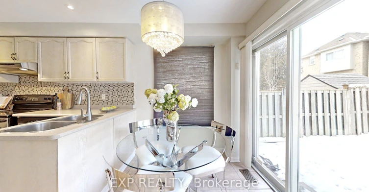 8 Hacienda Drive, Richmond Hill, ON, L4E 3X1 - 10