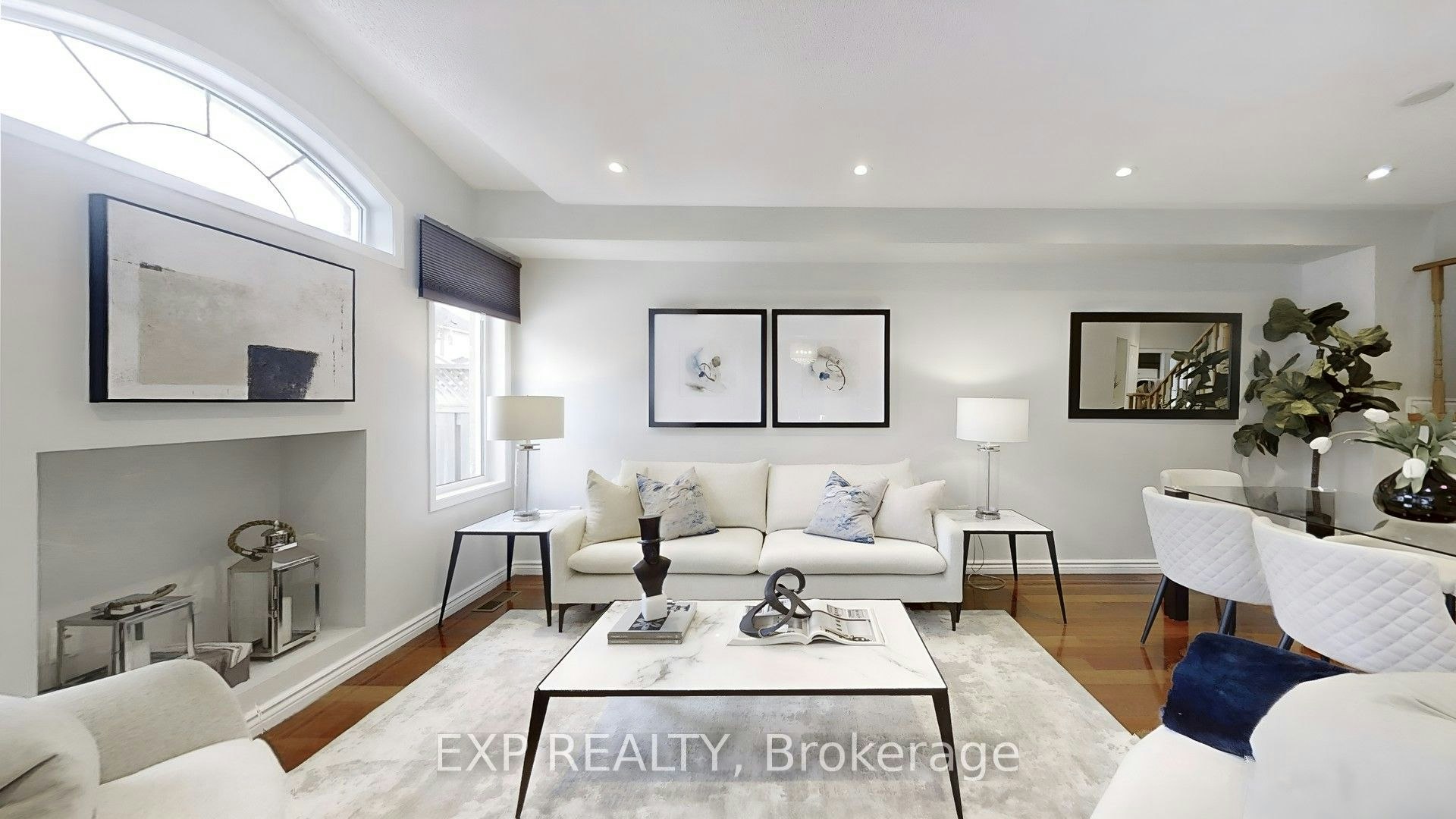 8 Hacienda Drive, Richmond Hill, ON, L4E 3X1 - 3