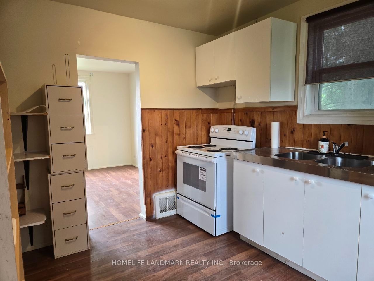 16 Elm Grove Avenue, Richmond Hill, ON, L4E 2T2 - 9