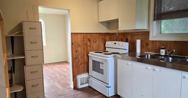 16 Elm Grove Avenue, Richmond Hill, ON, L4E 2T2 - 9