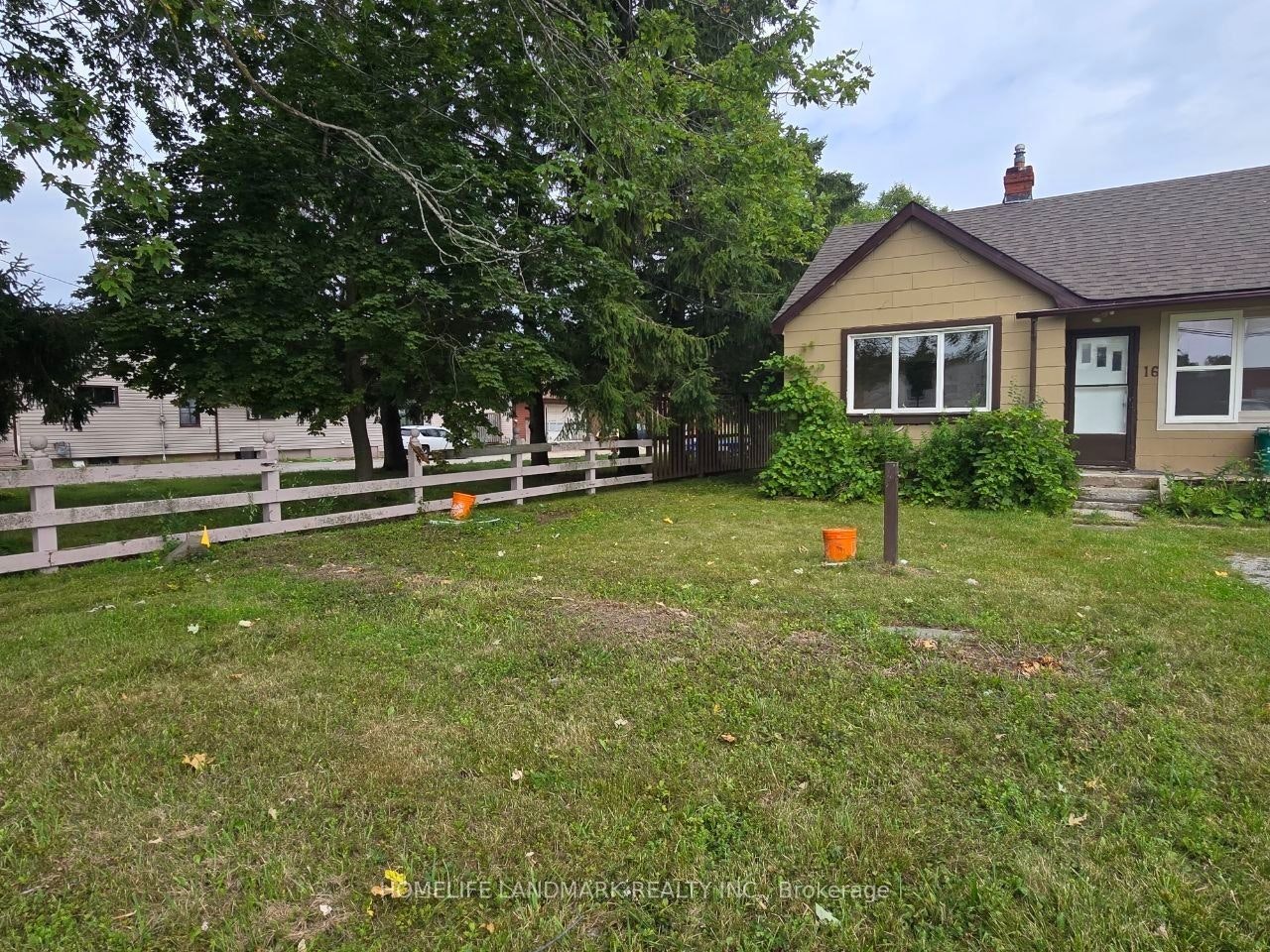 16 Elm Grove Avenue, Richmond Hill, ON, L4E 2T2 - 2