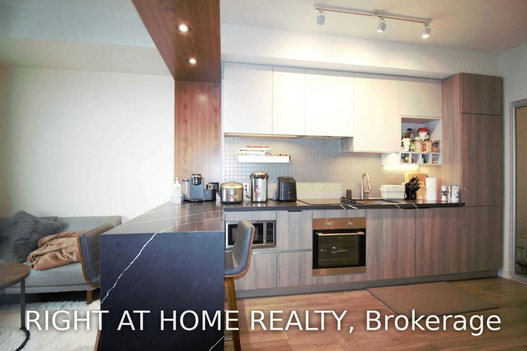 1215-950 Portage Parkway, Vaughan, ON, L4K 3Y8 - 8