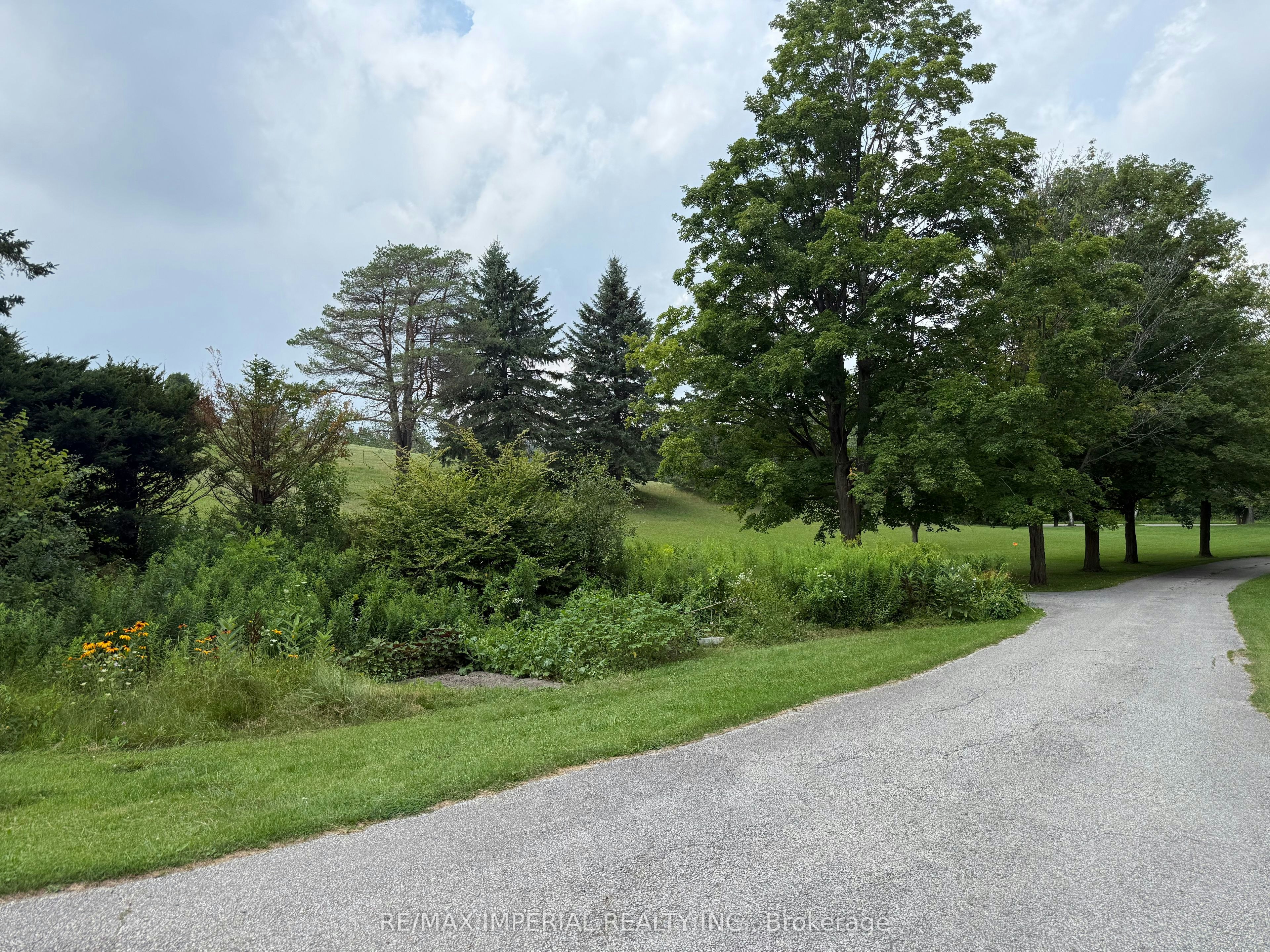 BSMT-3325 Vandorf Side Road, Whitchurch-Stouffville, ON, L4A 7X5 - 4