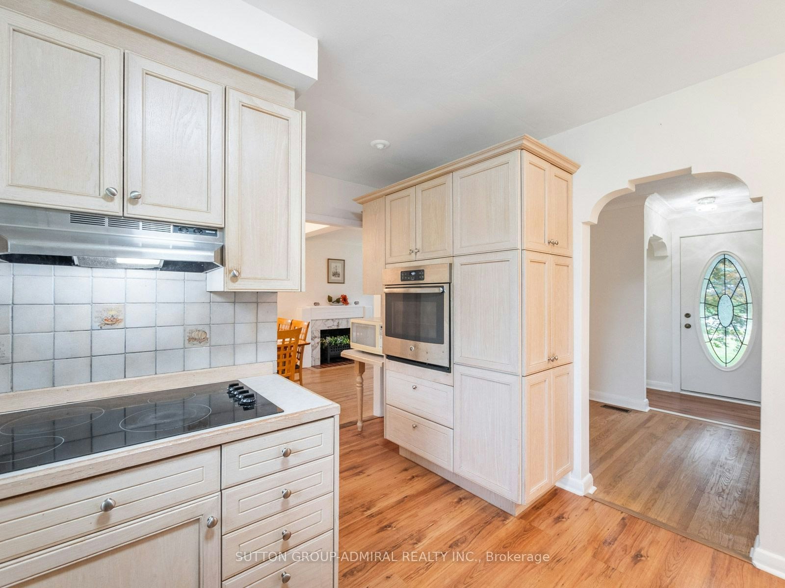 261 Carol Avenue, Newmarket, ON, L3Y 4T2 - 11