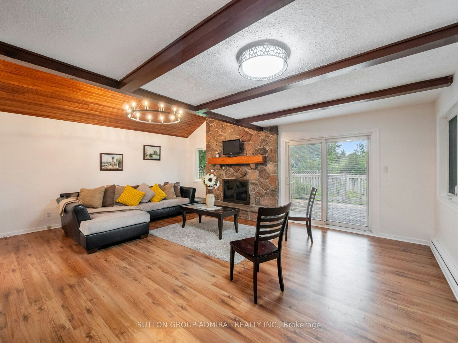 261 Carol Avenue, Newmarket, ON, L3Y 4T2 - 6