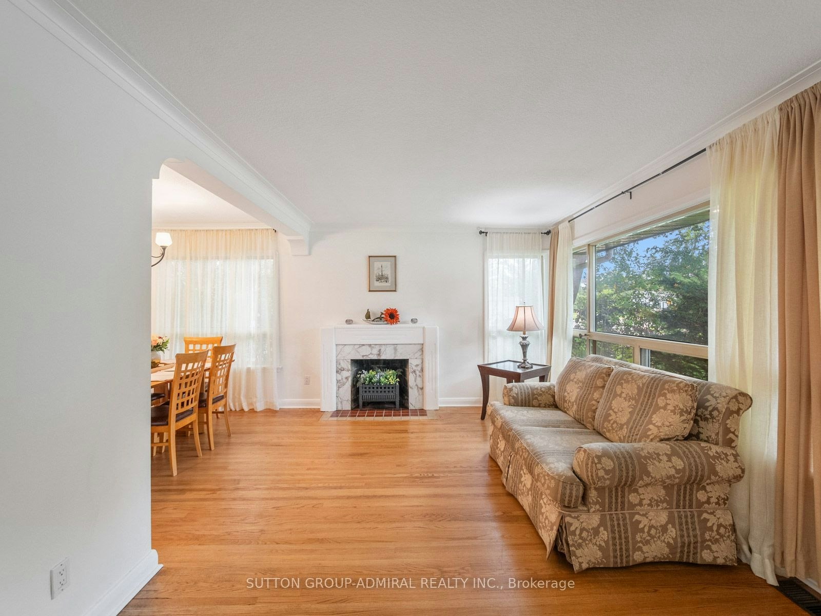 261 Carol Avenue, Newmarket, ON, L3Y 4T2 - 12