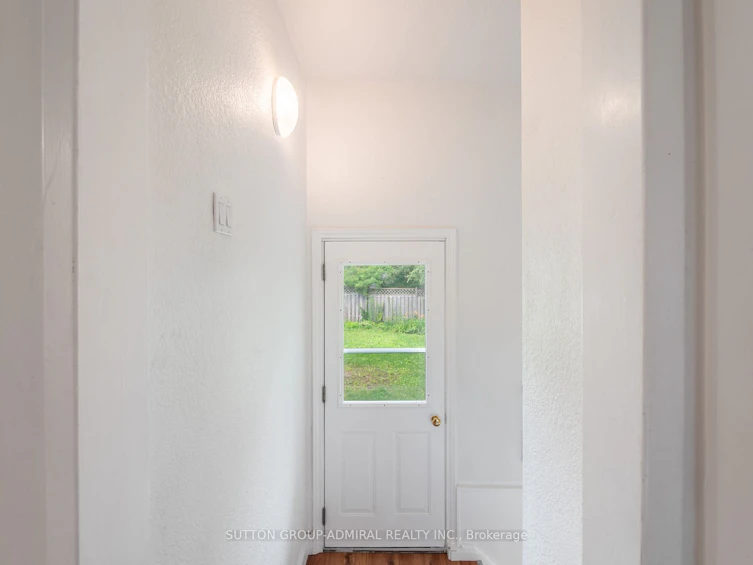 261 Carol Avenue, Newmarket, ON, L3Y 4T2 - 24