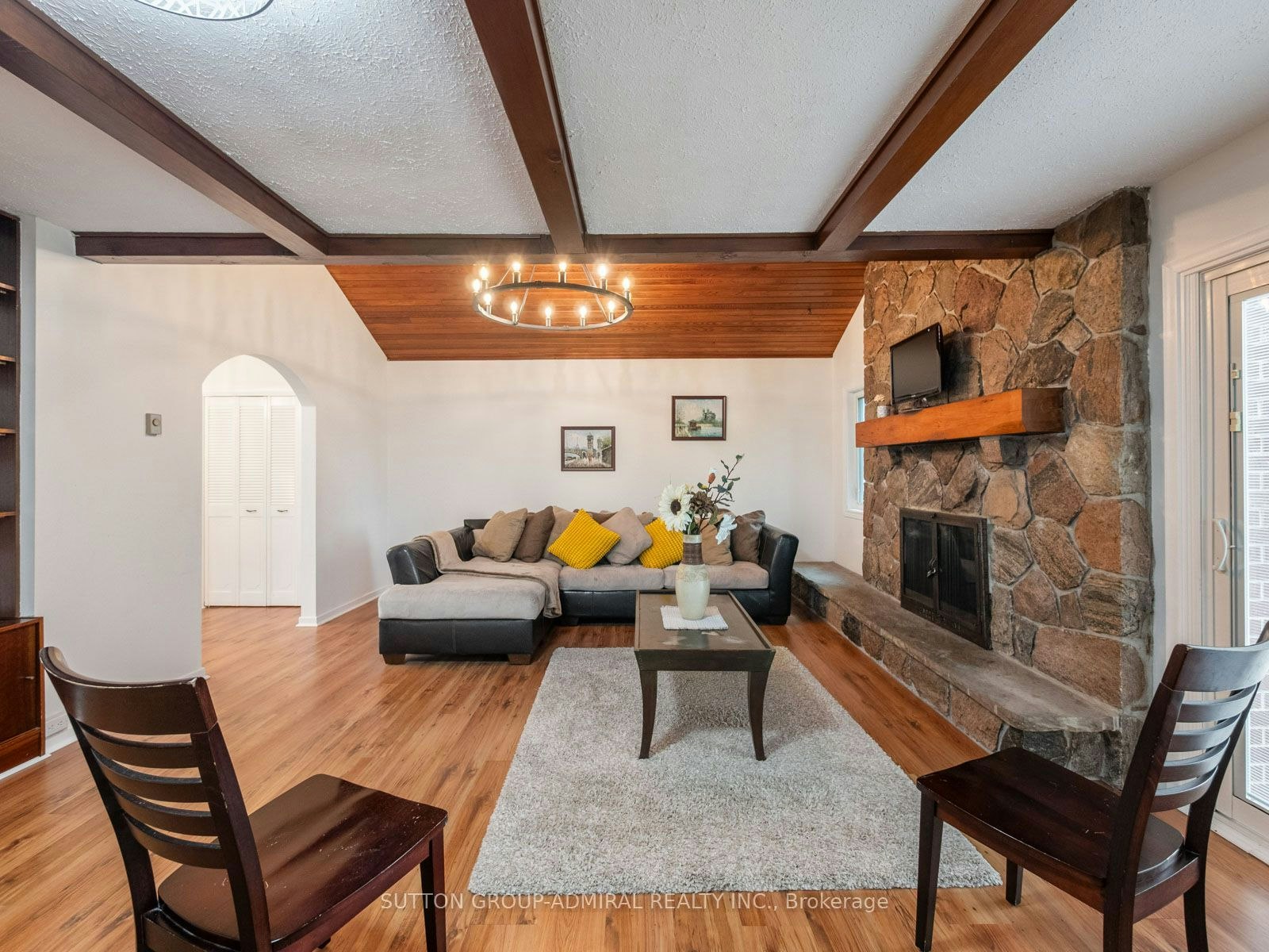 261 Carol Avenue, Newmarket, ON, L3Y 4T2 - 7