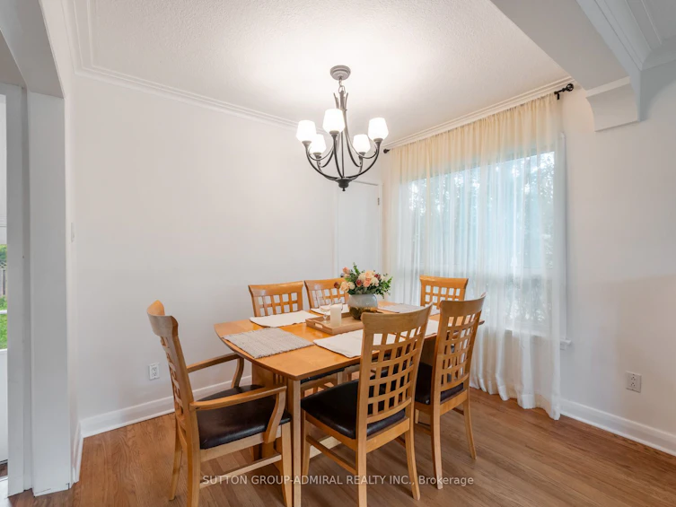 261 Carol Avenue, Newmarket, ON, L3Y 4T2 - 18