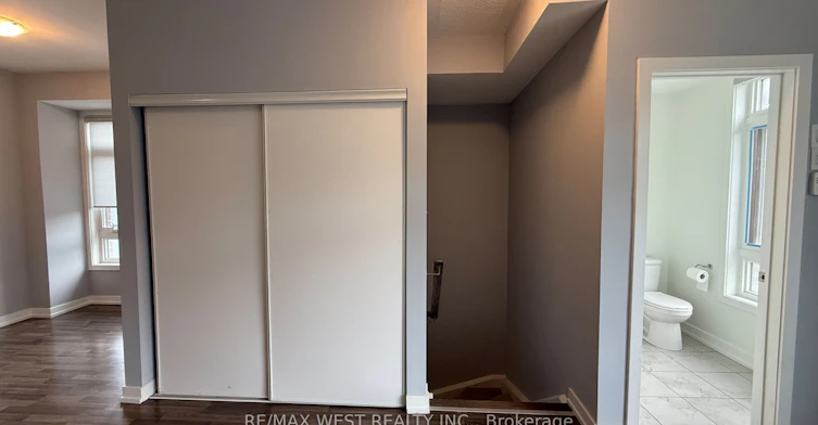 2 Lochlin Street, Vaughan, ON, L4L 0M1 - 6