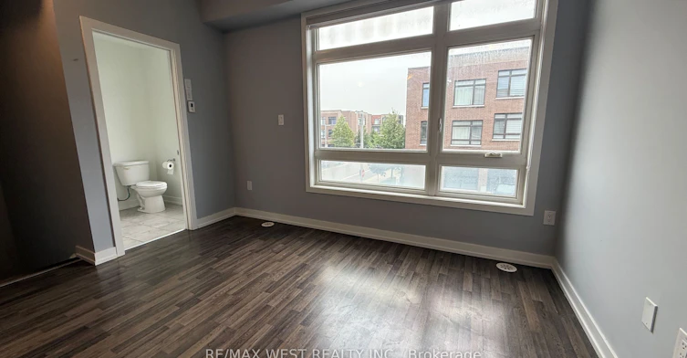 2 Lochlin Street, Vaughan, ON, L4L 0M1 - 7