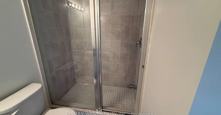 2 Lochlin Street, Vaughan, ON, L4L 0M1 - 15