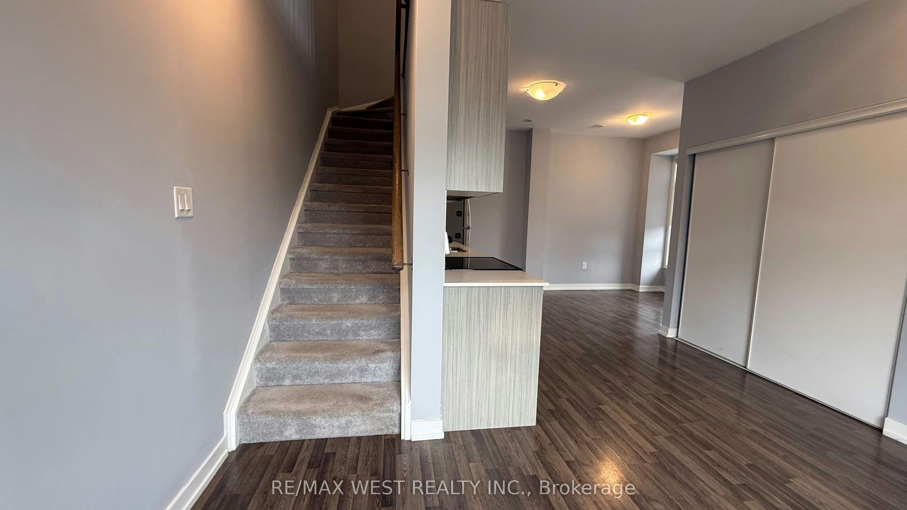2 Lochlin Street, Vaughan, ON, L4L 0M1 - 9