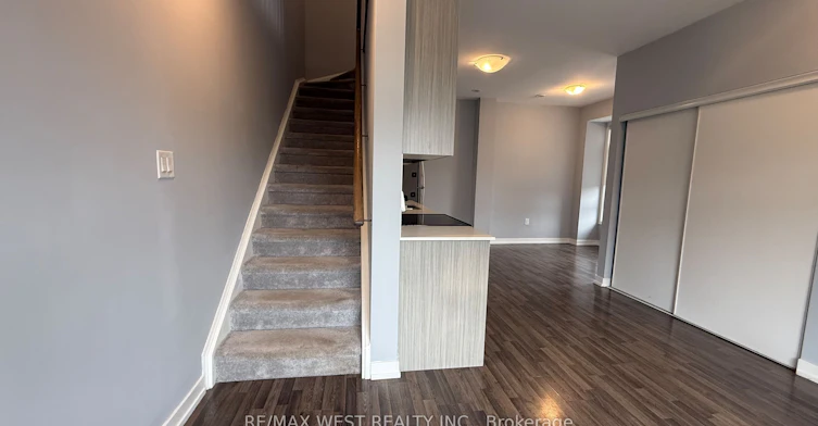 2 Lochlin Street, Vaughan, ON, L4L 0M1 - 9