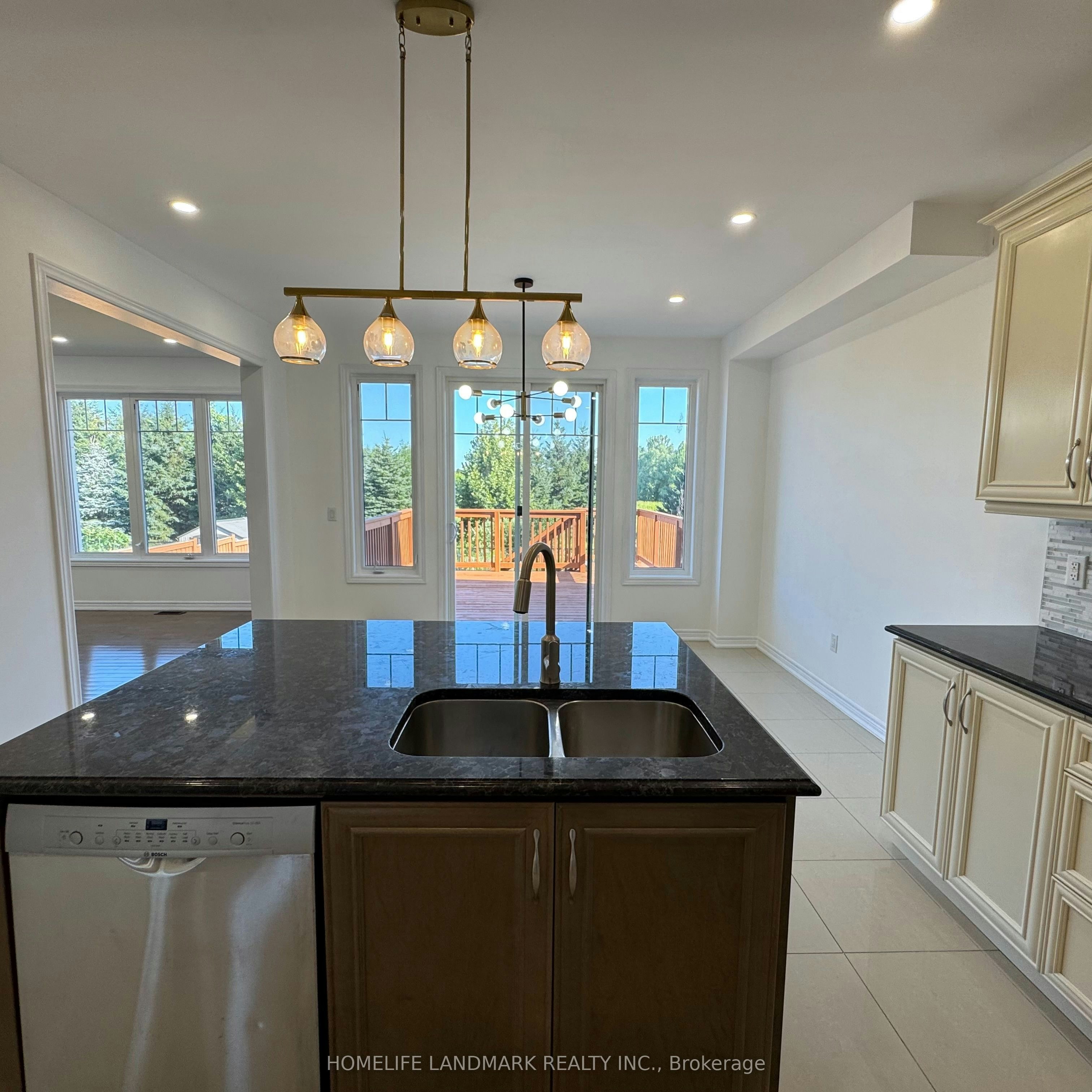 32 Philips Lake Court, Richmond Hill, ON, L4E 0S8 - 10
