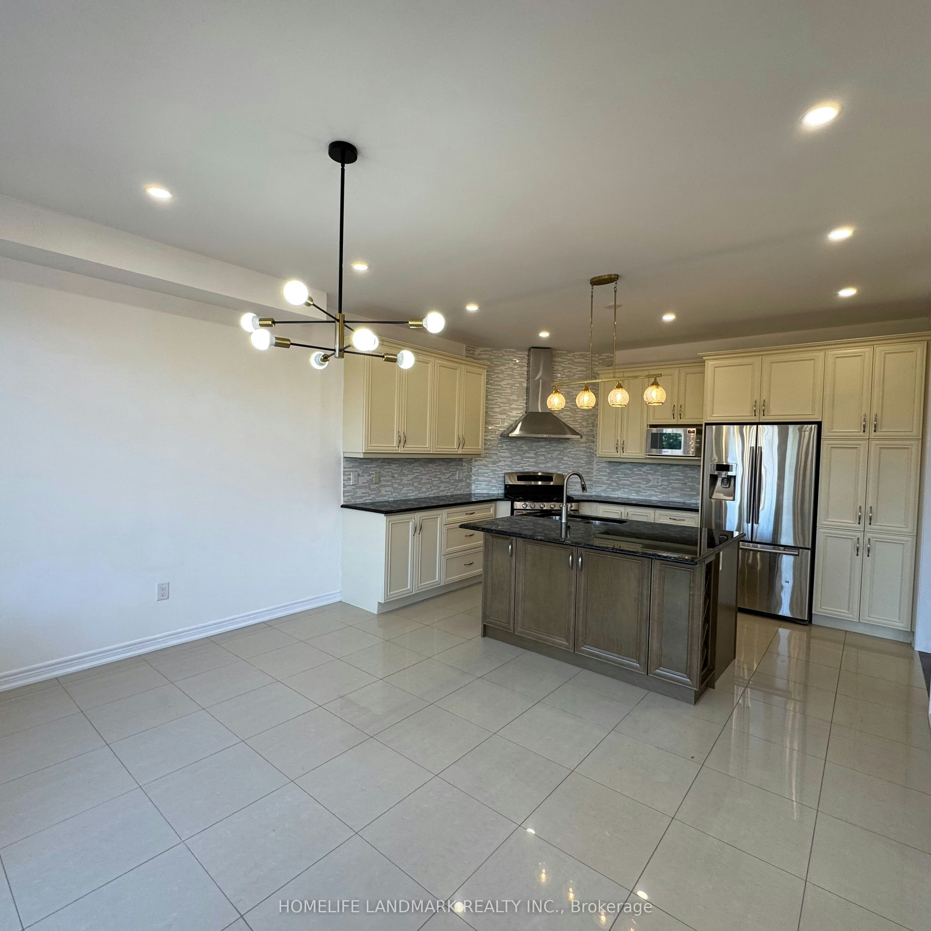 32 Philips Lake Court, Richmond Hill, ON, L4E 0S8 - 12