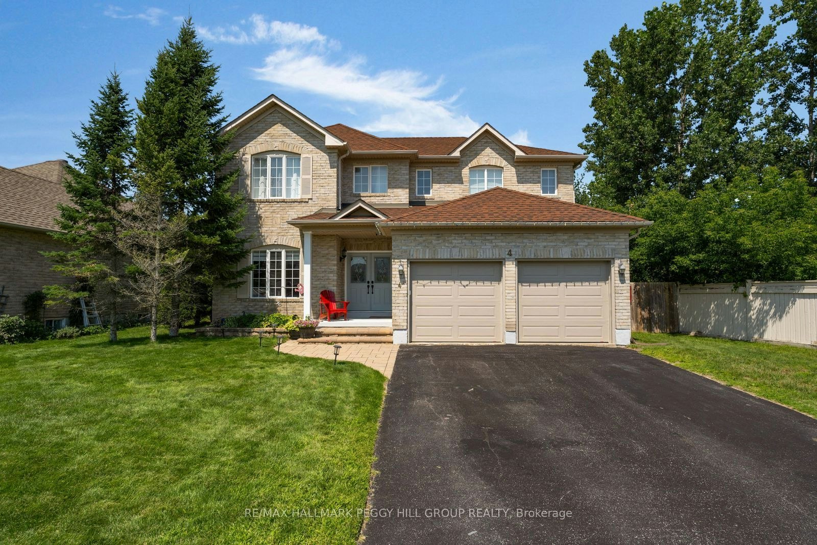 4 Gold Park Gate, Essa, ON, L3W 0C2