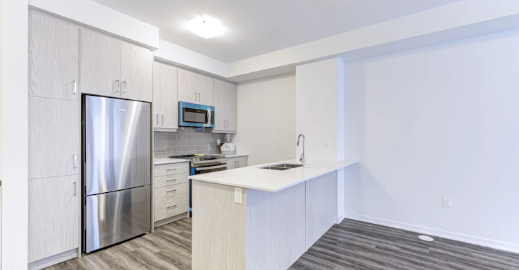 TH312-130 Honeycrisp Crescent, Vaughan, ON, L4K 0N7 - 9