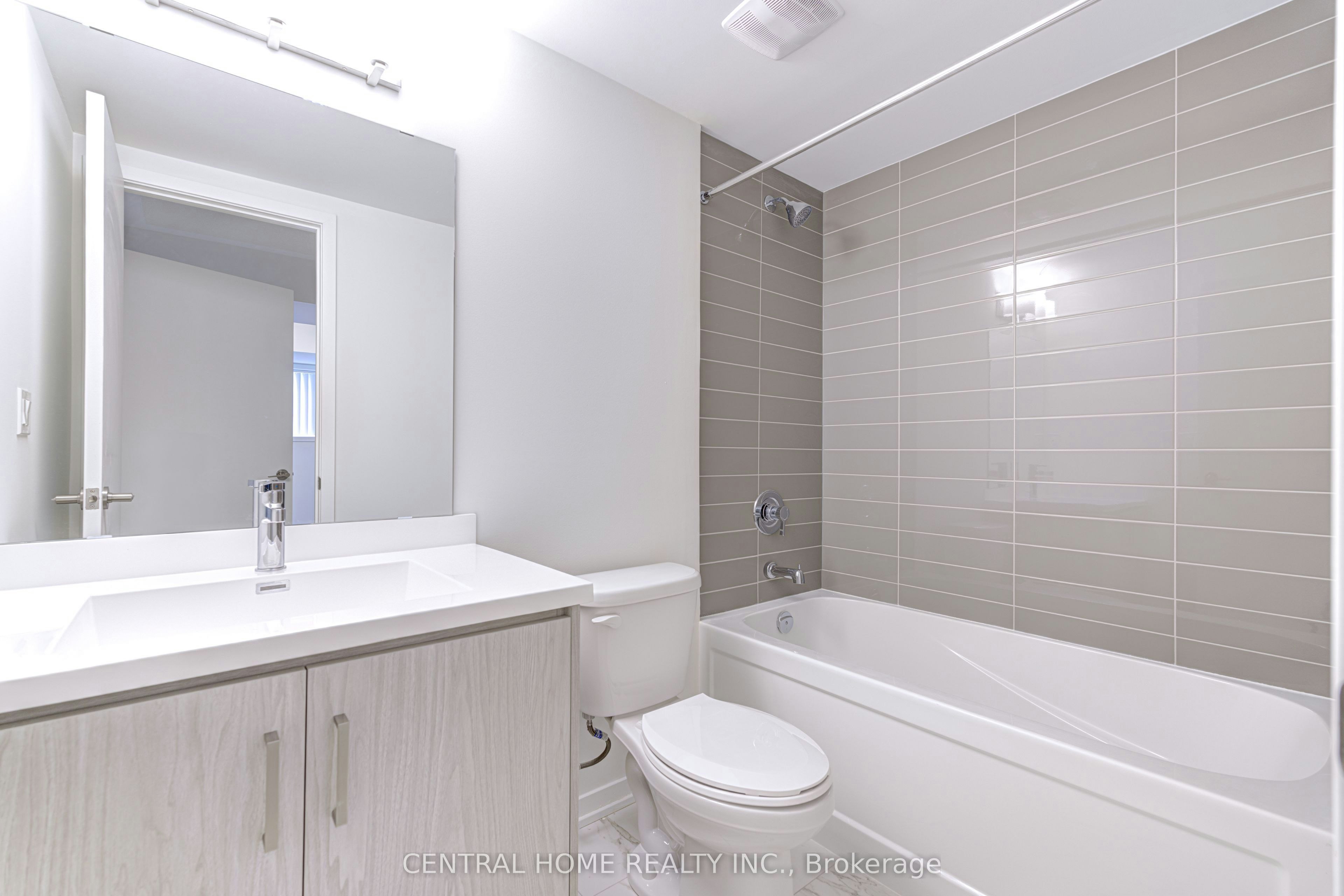 TH312-130 Honeycrisp Crescent, Vaughan, ON, L4K 0N7 - 21