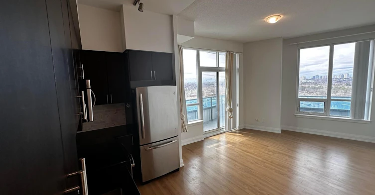 925-7161 Yonge Street, Vaughan, ON, M2P 1A2 - 13