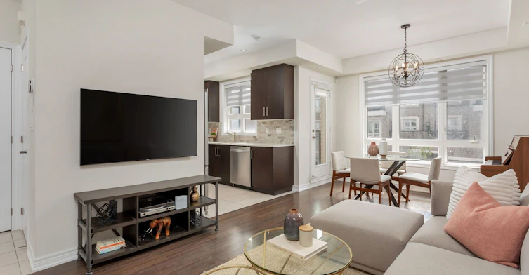 18-105 Kayla Crescent E, Vaughan, ON, L6A 4W3 - 9