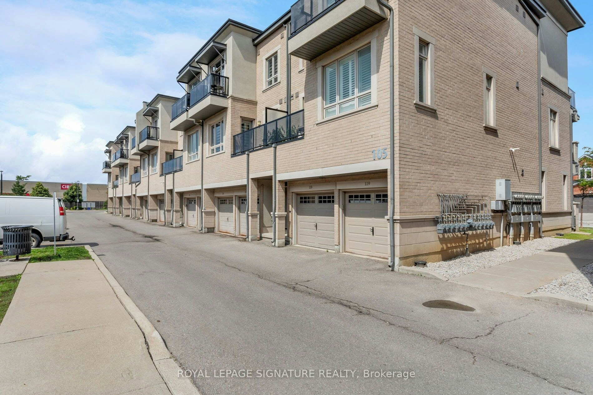 18-105 Kayla Crescent E, Vaughan, ON, L6A 4W3 - 28