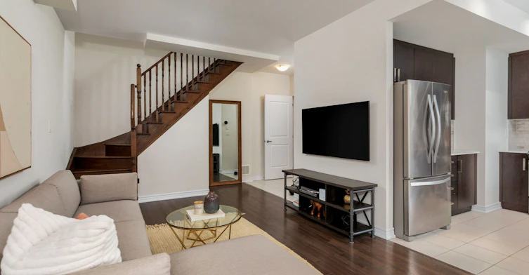 18-105 Kayla Crescent E, Vaughan, ON, L6A 4W3 - 5
