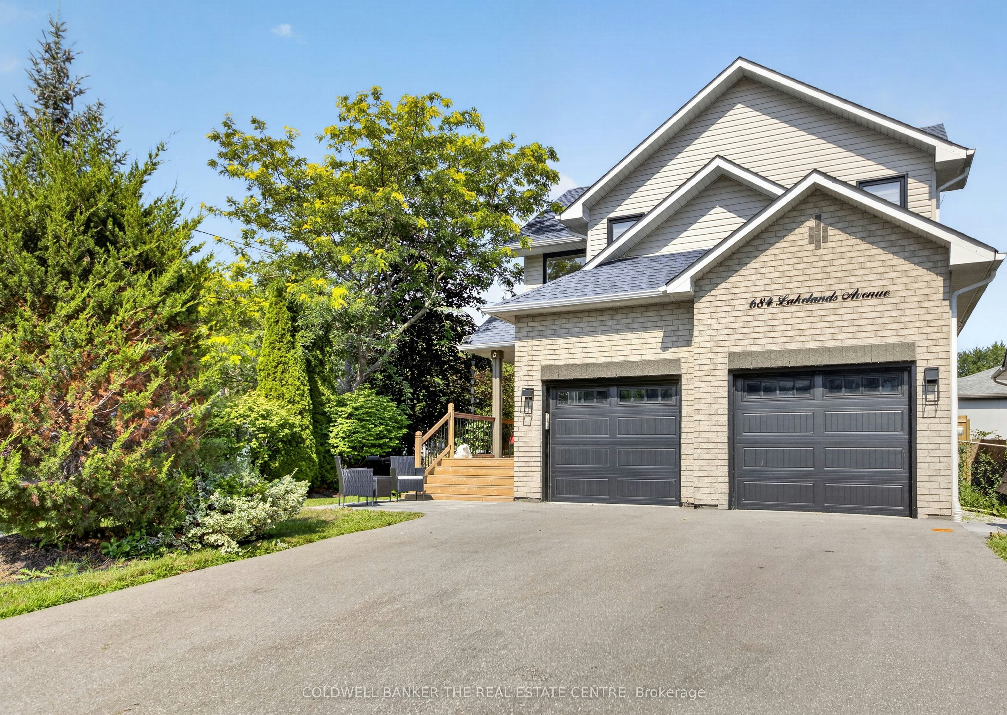 684 Lakelands Avenue, Innisfil, ON, L9S 4E6