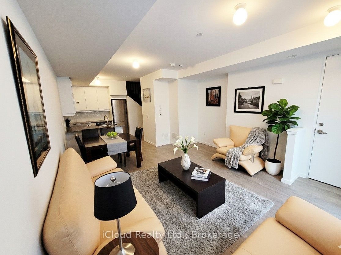 55-300 Alex Gardner Circle, Aurora, ON, L4G 3G5 - 10