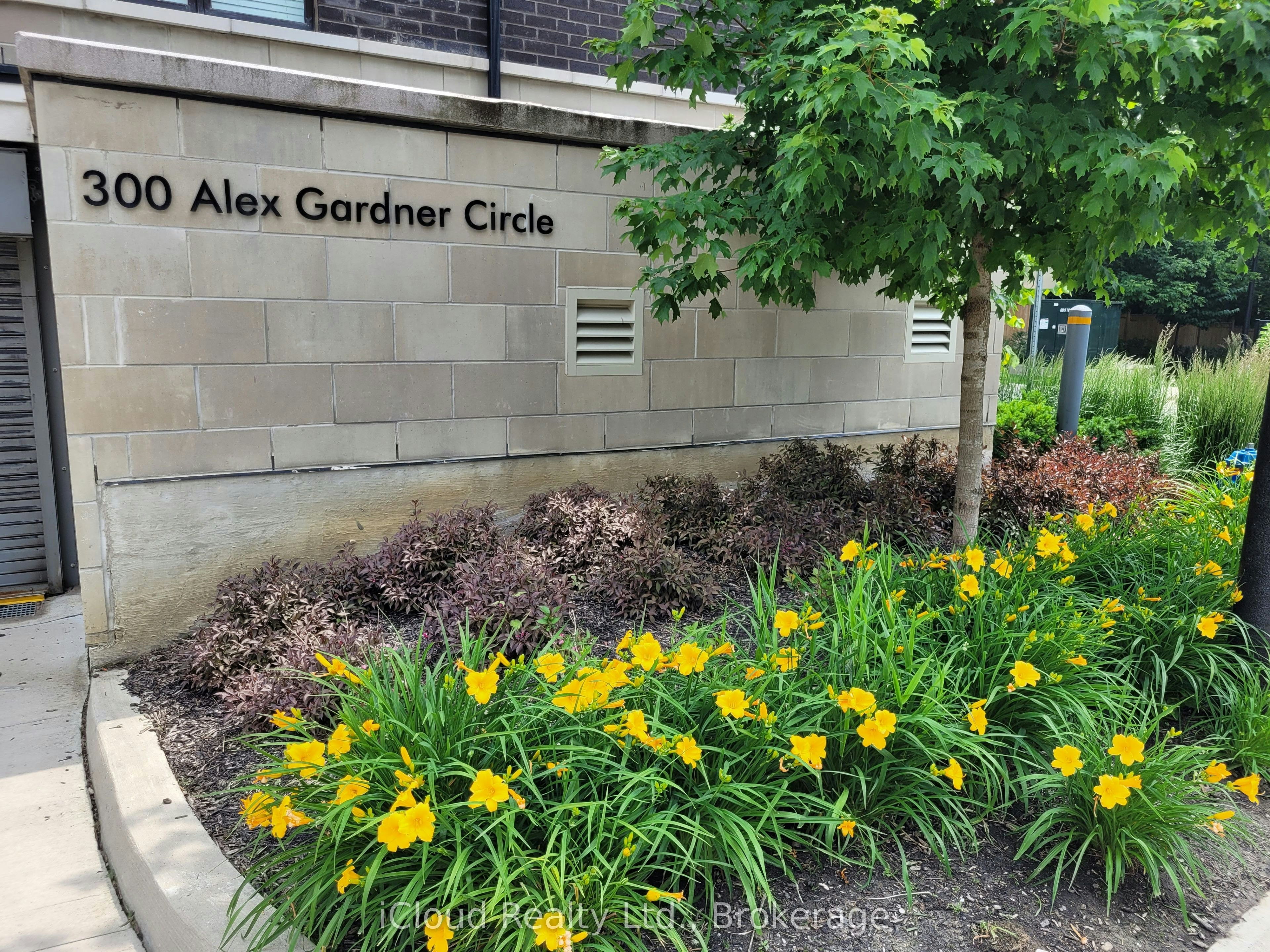 55-300 Alex Gardner Circle, Aurora, ON, L4G 3G5 - 5