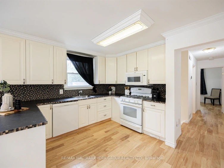 25765 Maple Beach Road, Brock, ON, L0K 1A0 - 9