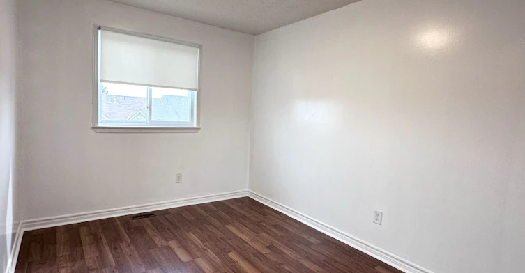 602 Gibney Crescent, Newmarket, ON, L3X 1Y3 - 8