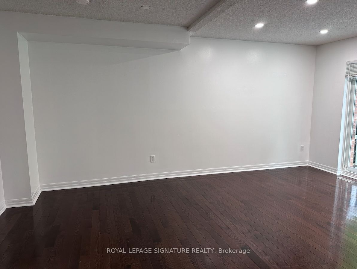 602 Gibney Crescent, Newmarket, ON, L3X 1Y3 - 4