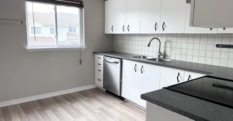 602 Gibney Crescent, Newmarket, ON, L3X 1Y3 - 14