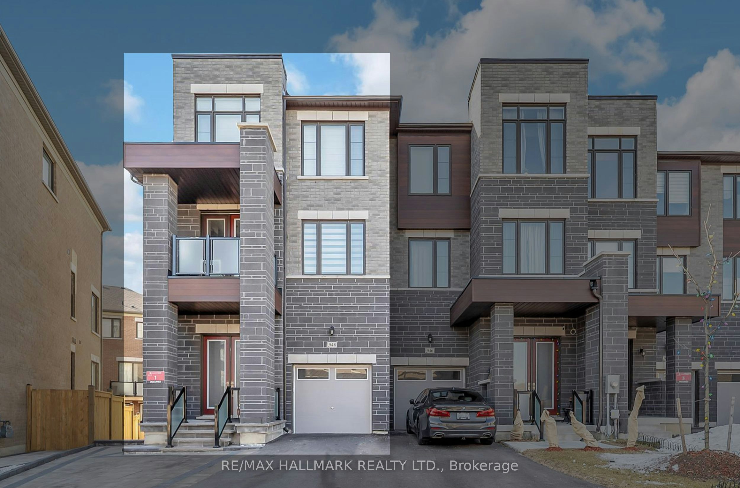948 Isaac Phillips Way, Newmarket, ON, L3X 0M7