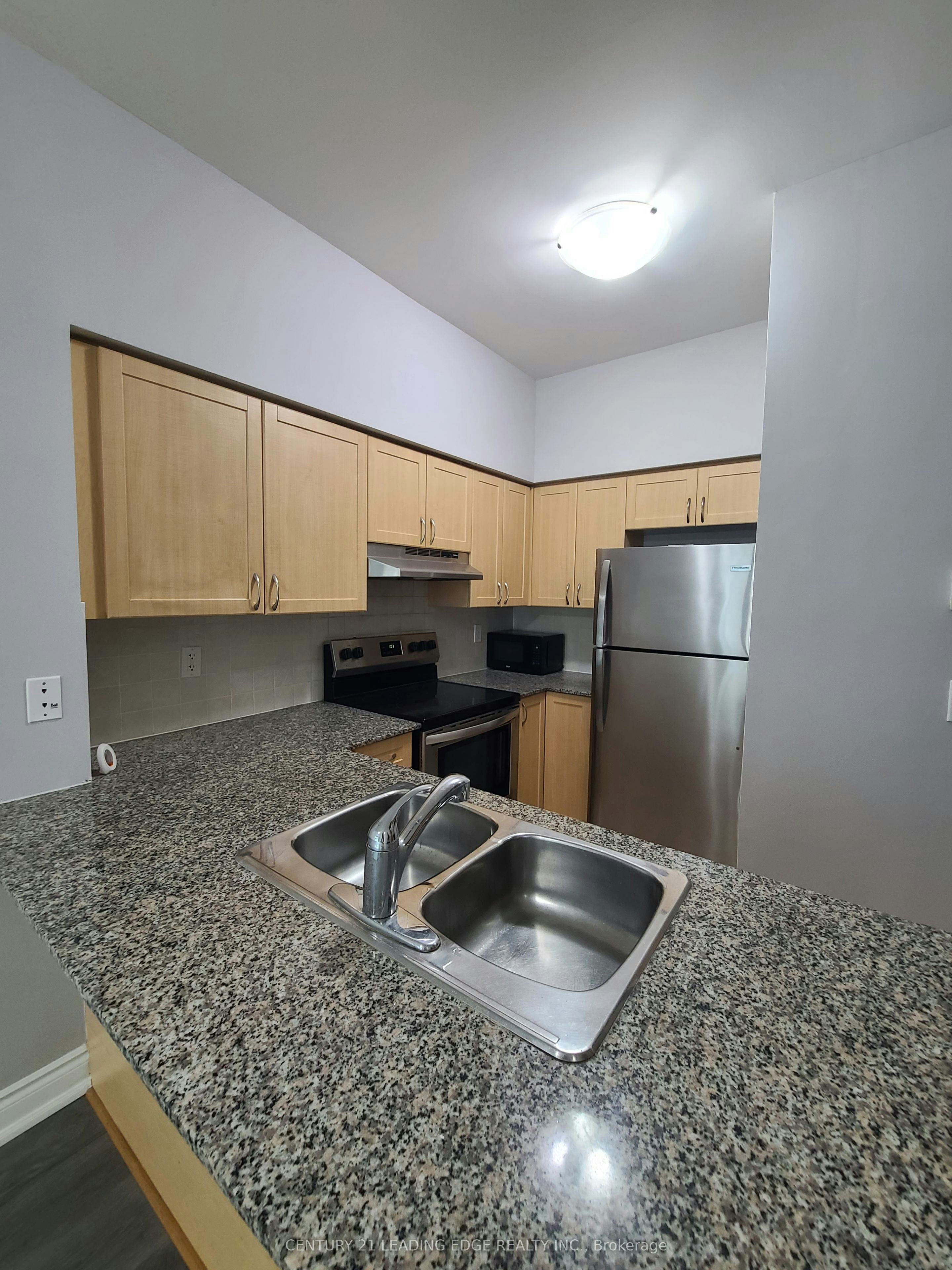 105-55 S Town Centre Boulevard, Markham, ON, L6G 0B1 - 4