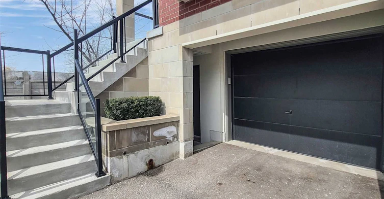 76 Genuine Lane, Richmond Hill, ON, L4B 0E5 - 3