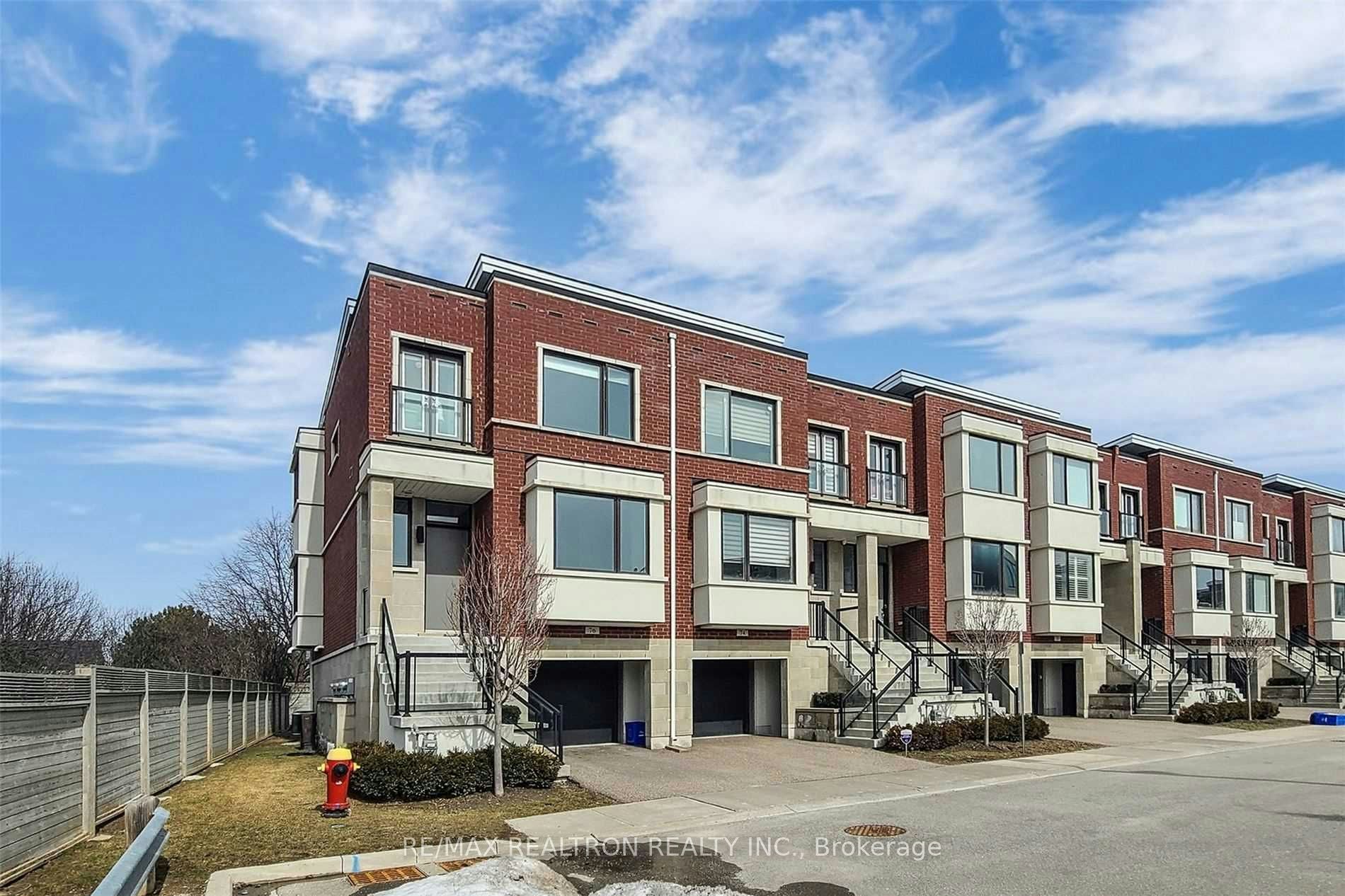 76 Genuine Lane, Richmond Hill, ON, L4B 0E5 - 2