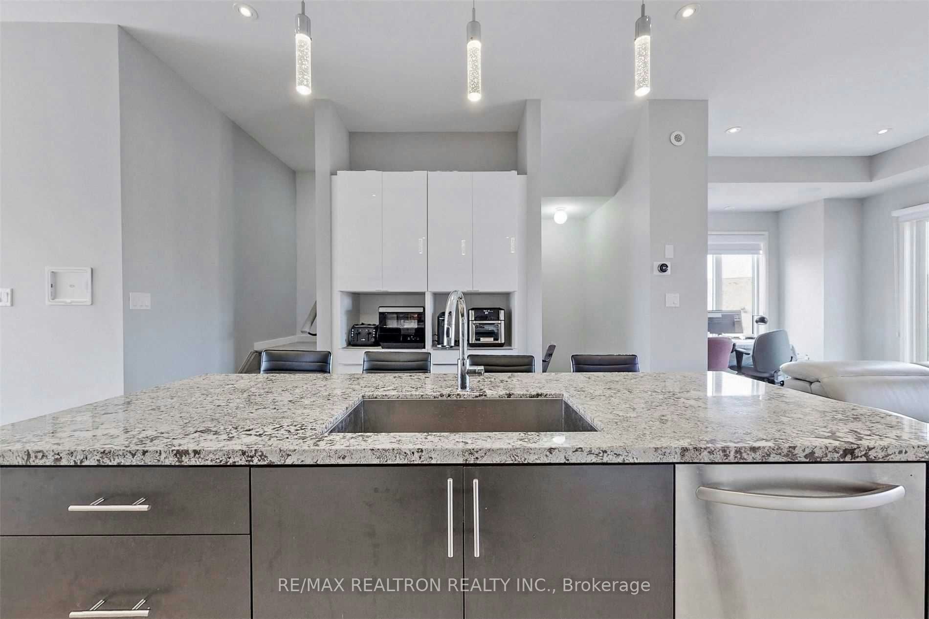 76 Genuine Lane, Richmond Hill, ON, L4B 0E5 - 17