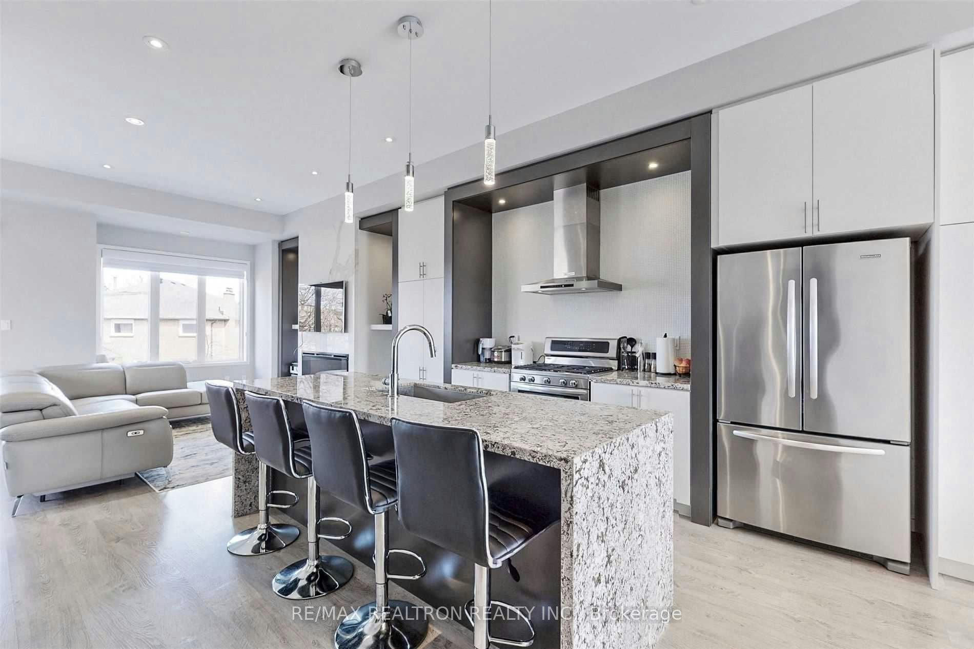 76 Genuine Lane, Richmond Hill, ON, L4B 0E5 - 11