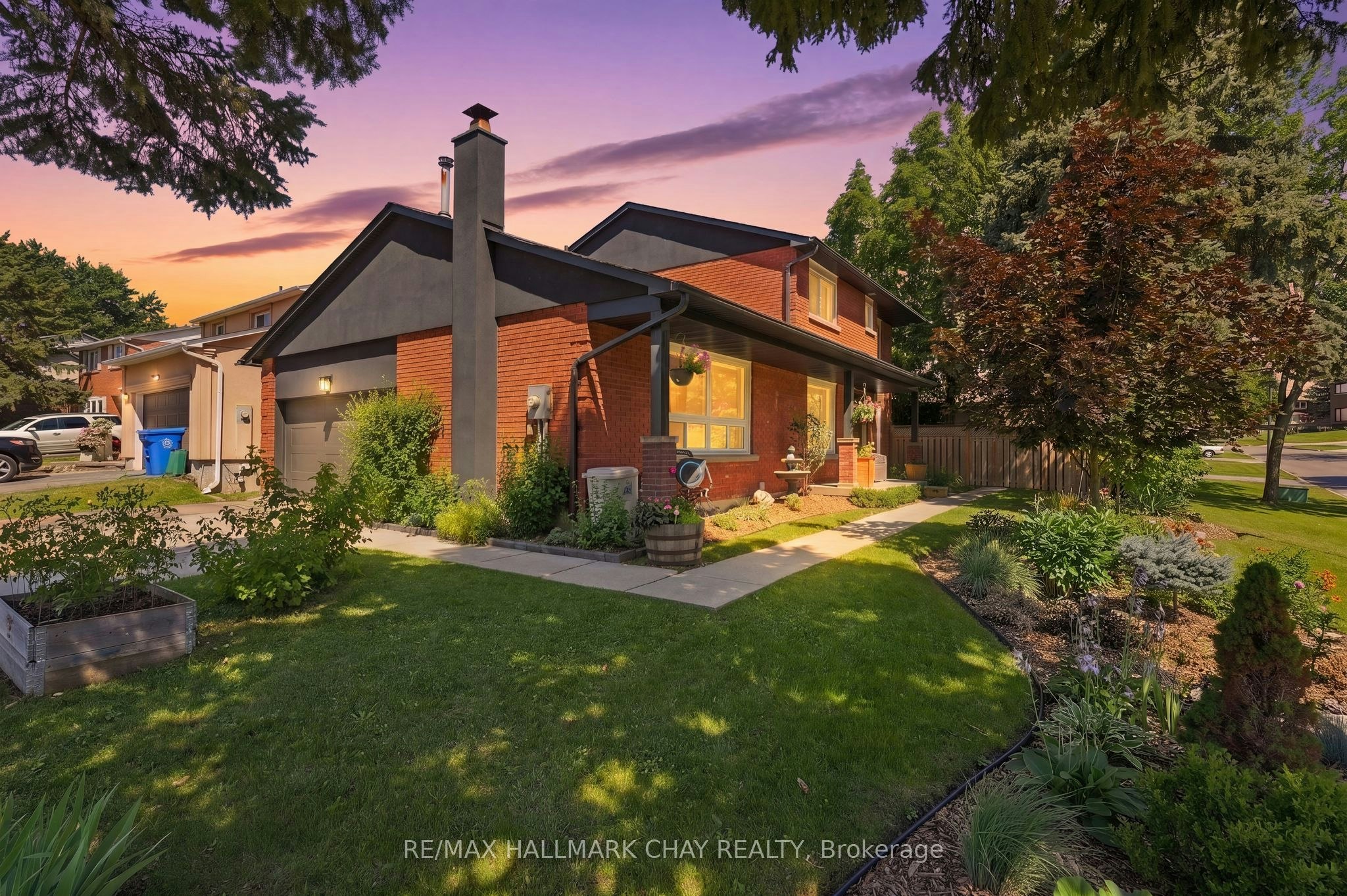 278 Carlisle Street, Newmarket, ON, L3Y 6C1