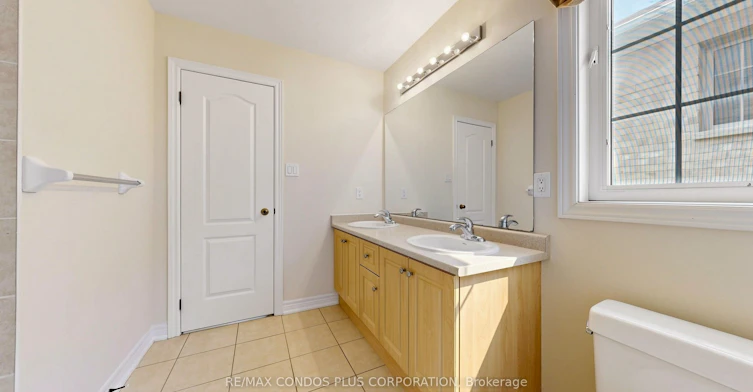 139 Queen Filomena Avenue, Vaughan, ON, L6A 0J1 - 42