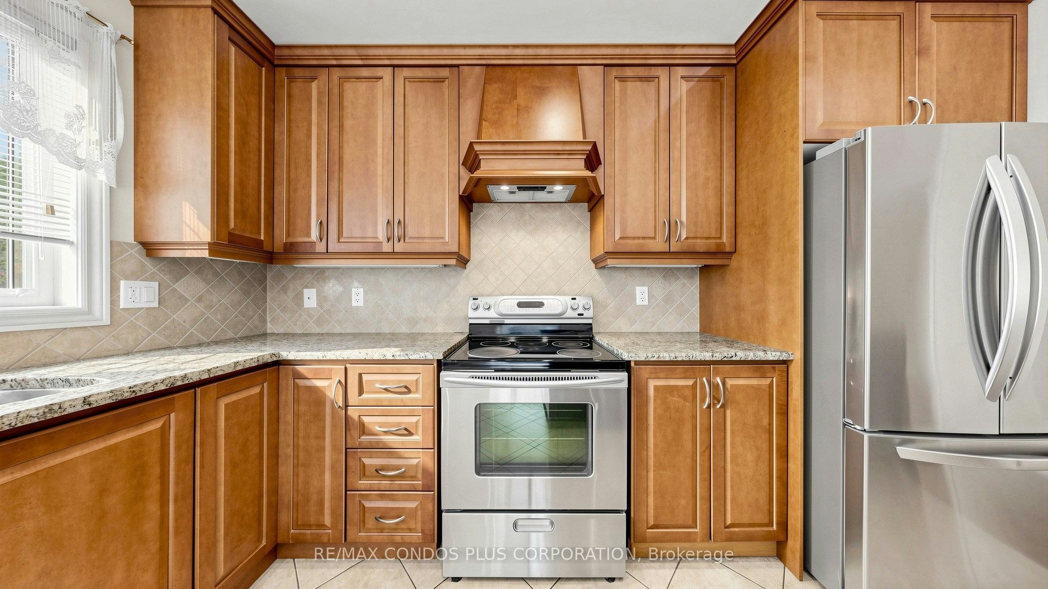 139 Queen Filomena Avenue, Vaughan, ON, L6A 0J1 - 17