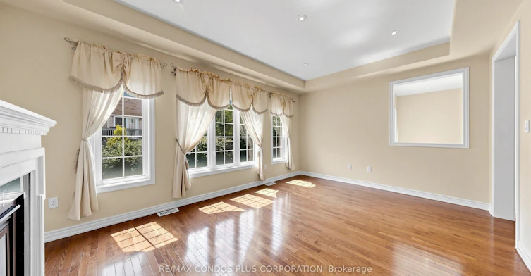 139 Queen Filomena Avenue, Vaughan, ON, L6A 0J1 - 5