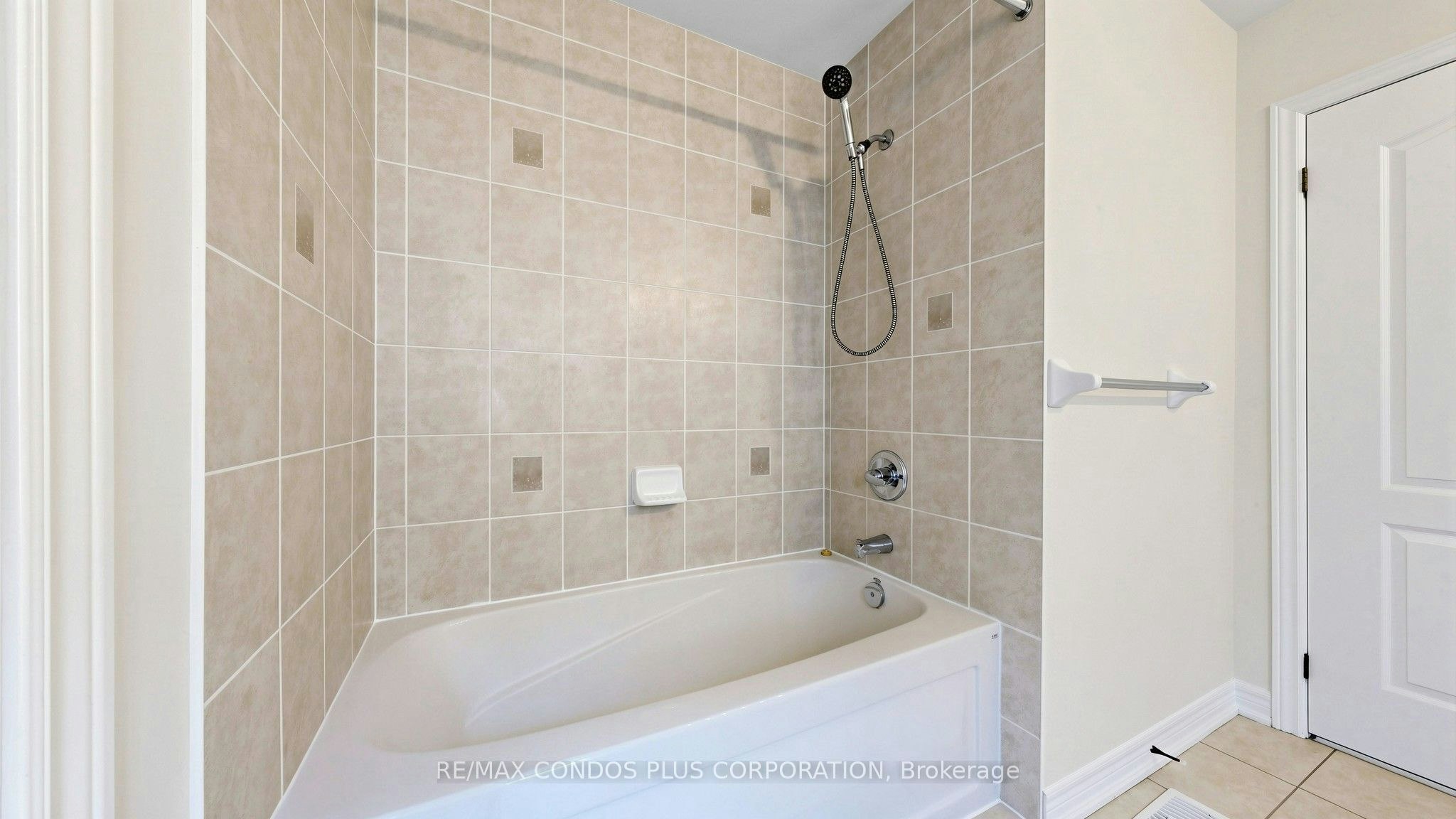 139 Queen Filomena Avenue, Vaughan, ON, L6A 0J1 - 43