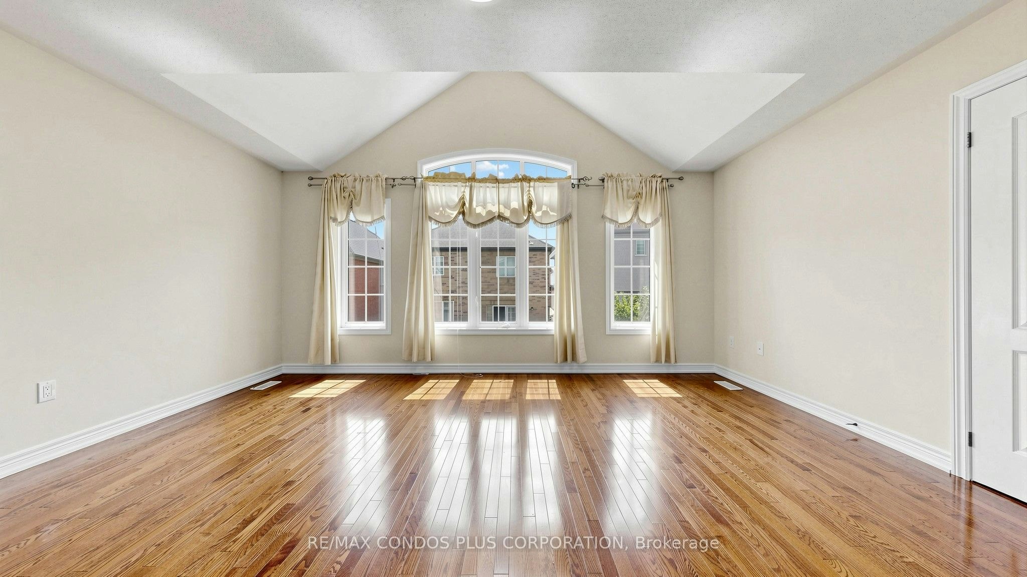 139 Queen Filomena Avenue, Vaughan, ON, L6A 0J1 - 25
