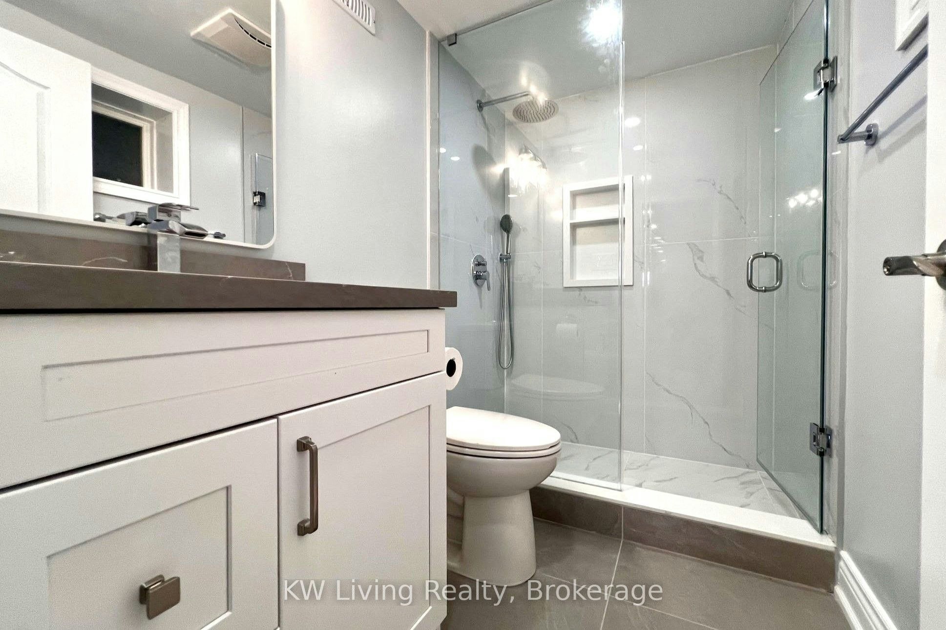 Basement-311 Boisdale Avenue, Richmond Hill, ON, L4C 1R4 - 16